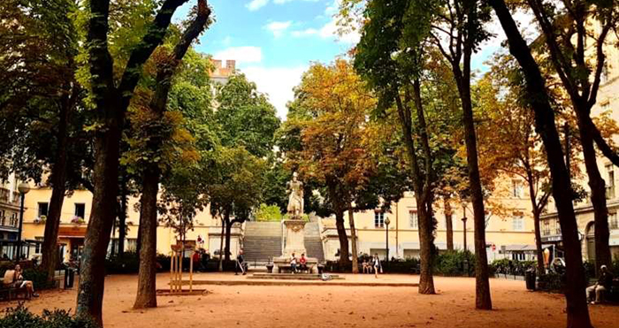 image de la place sathonay